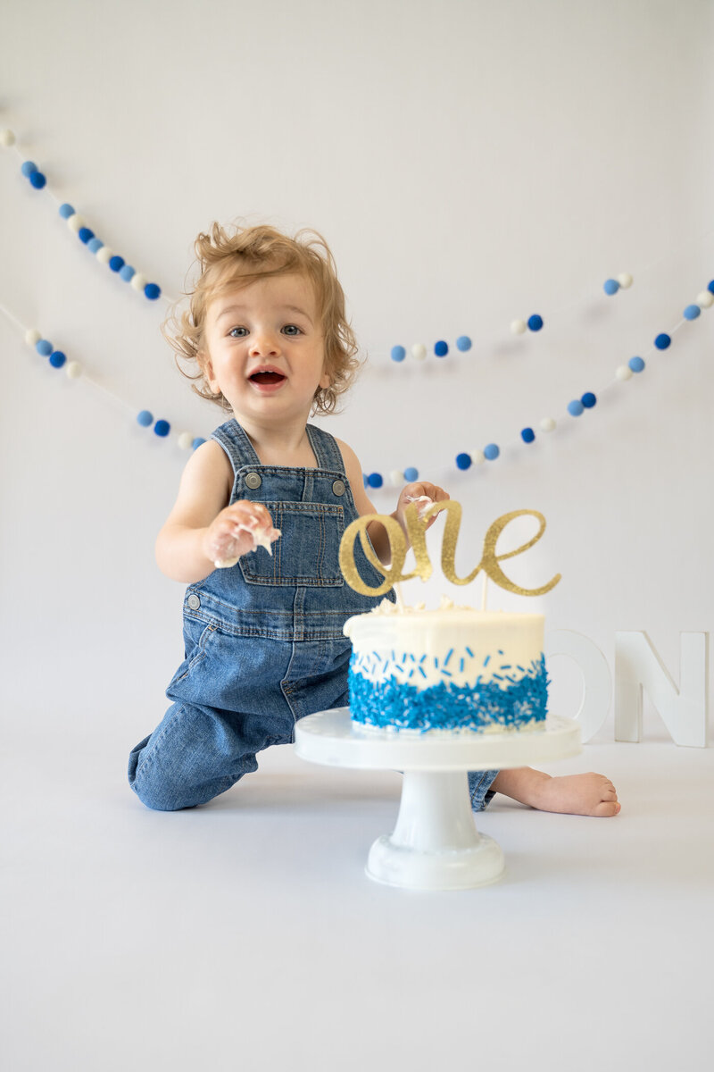 ethan cake smash-8