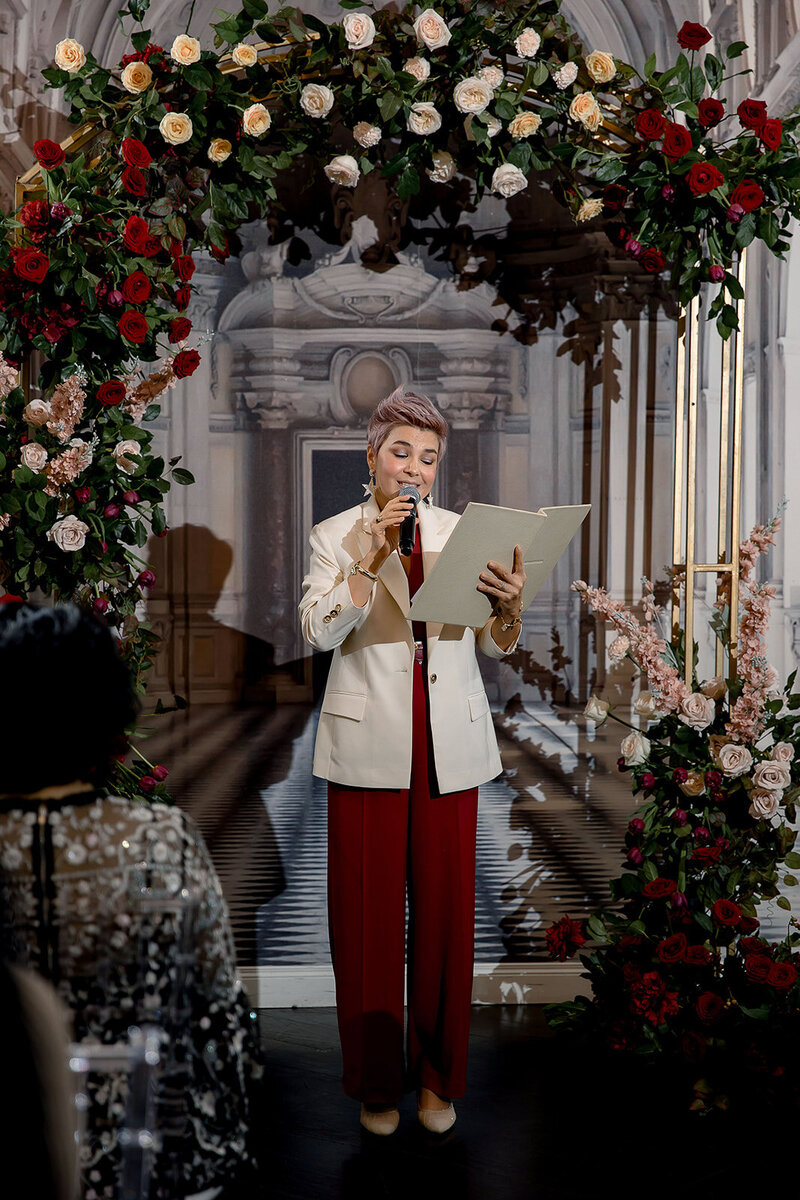 luxury  wedding celebrant  evgeniya preimane reads unique ceremony script evoking authentic emotions