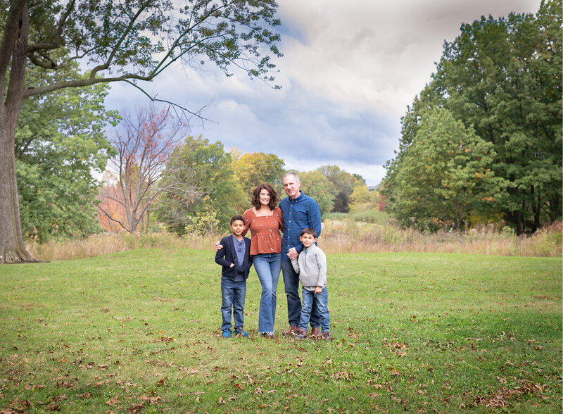 fall family photos in the park