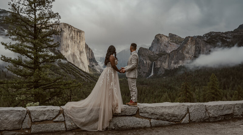 yosemite elopement and couples photographer