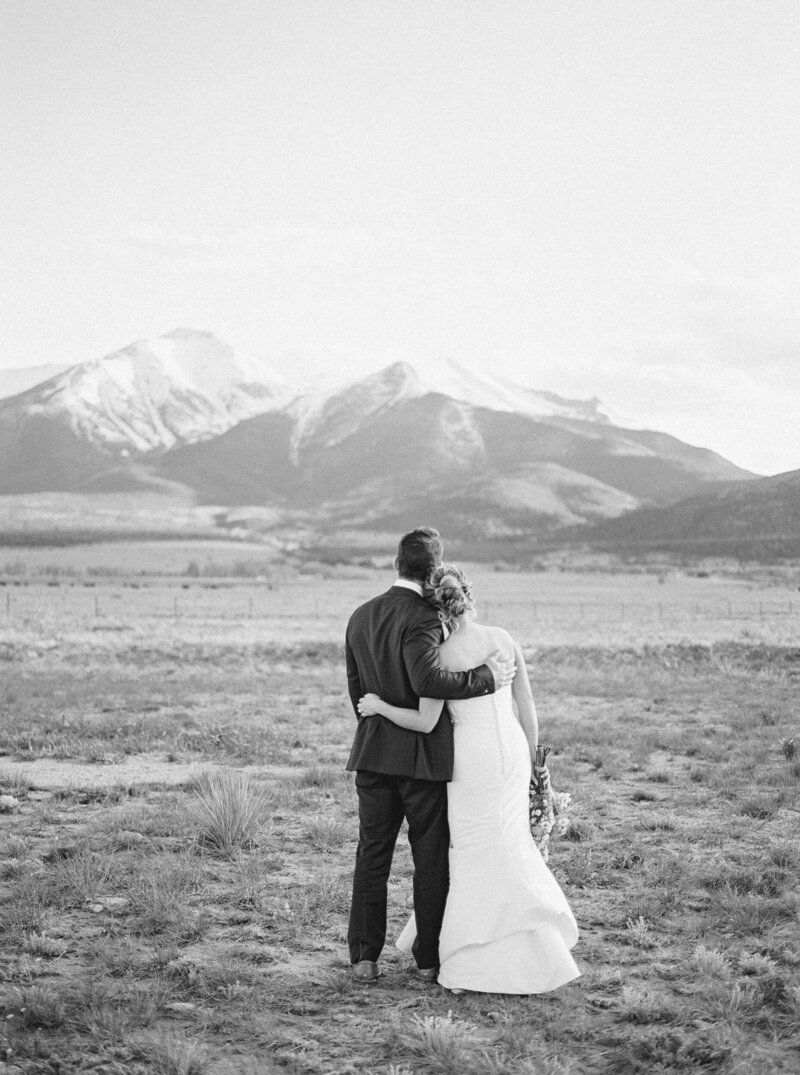 Barn-At-Sunset-Ranch-Buena-Vista-Wedding-Photographer-83