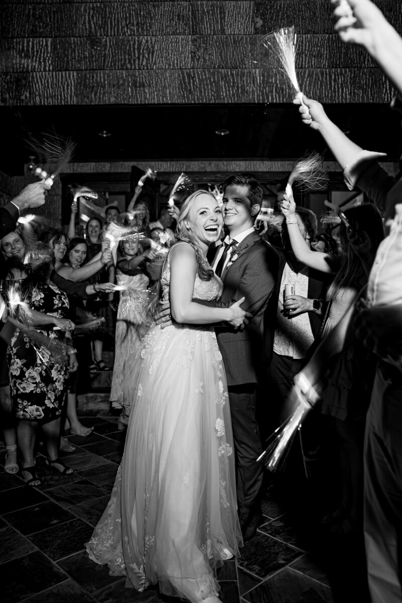 Laurel Ridge Country Club Wedding - Sarah & Chris - Tracy Waldrop Photography-33