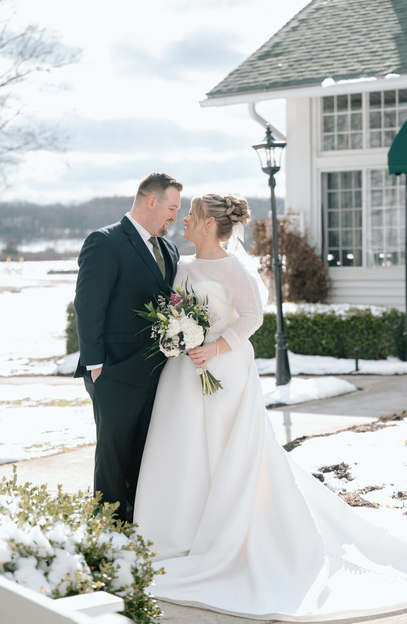A winter wedding at Waldenwoods in Michigan with a Grand Rapids wedding photographer