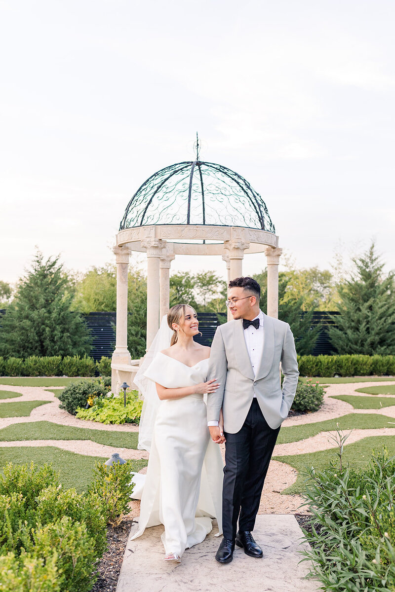 Lorena Ferraz and Gustavo Antonio Wedding _ Marissa Reib Photography _ Tulsa Wedding Photographer-876