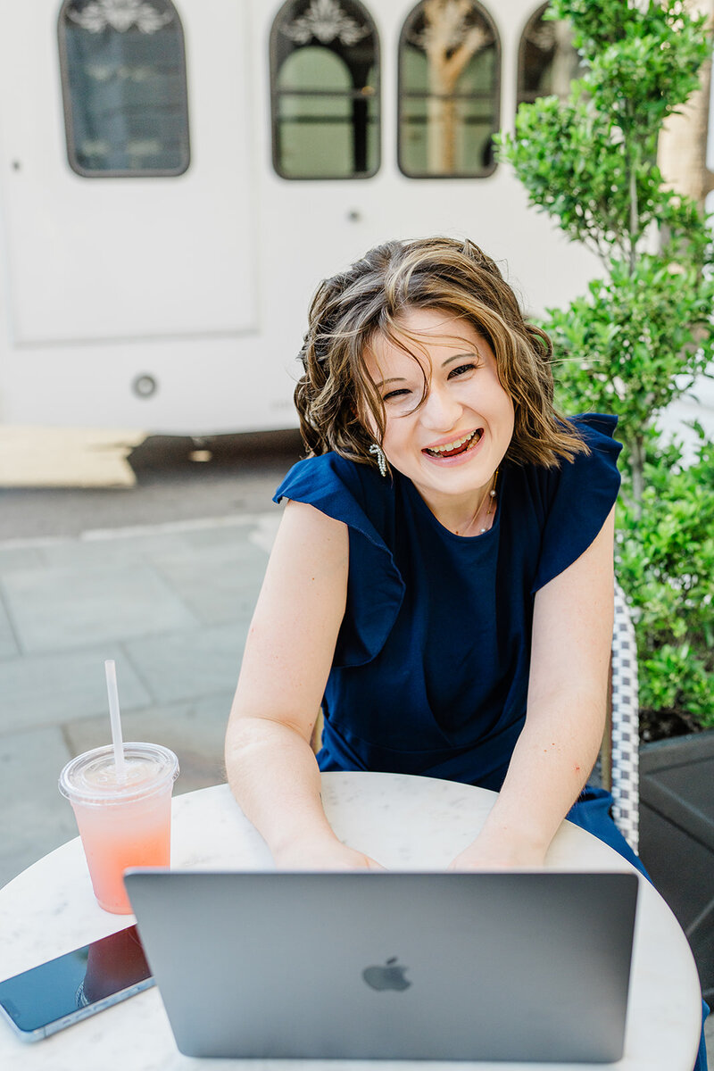 brands by Krissy photo on location in charleston for business and lifestyle
