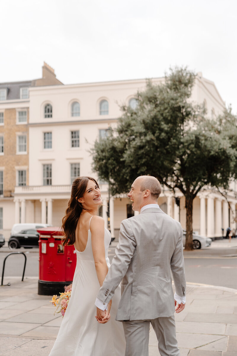 Sarah & Huw - Marylebone Town Hall - Sneak Peeks 32