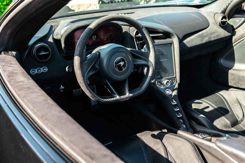 mclaren-720s-spider-convertible-black-for-rent-in-miami-driver-seat-dashboard-view-027