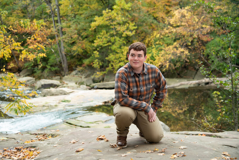 OlmsteadFallsSeniorPhotosDavidFortierRiverParkPositivelyPortraits14