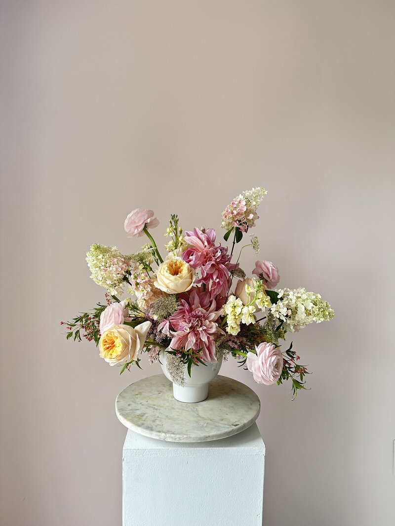 Indy wedding florist Satin & Stems.