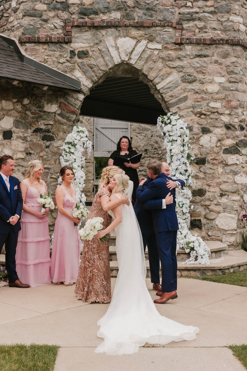 47-A&J - Wedding - Castle Farms - Michigan Wedding Photographer