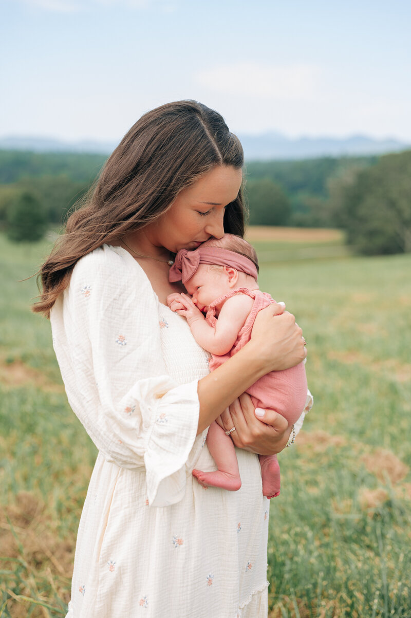Newborn and Motherhood Photographer