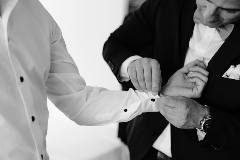 French wedding photographer Domaine de Sarson Grignan-006