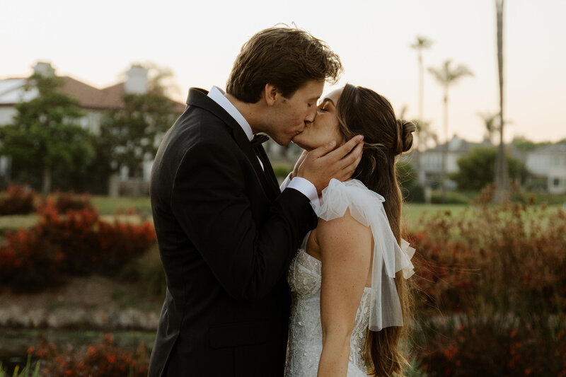 Anni+Logan_Huntington Beach Wedding_ShiloeNoellePhotoLLC-538