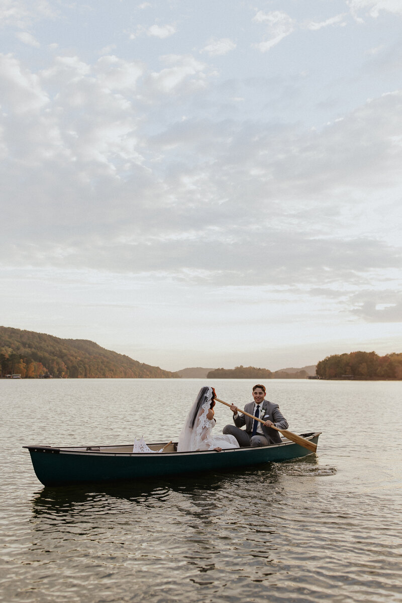 Atlanta Wedding Photographer, Documentary Wedding Photographer, Lake Weiss Wedding, Alabama Wedding Photographer