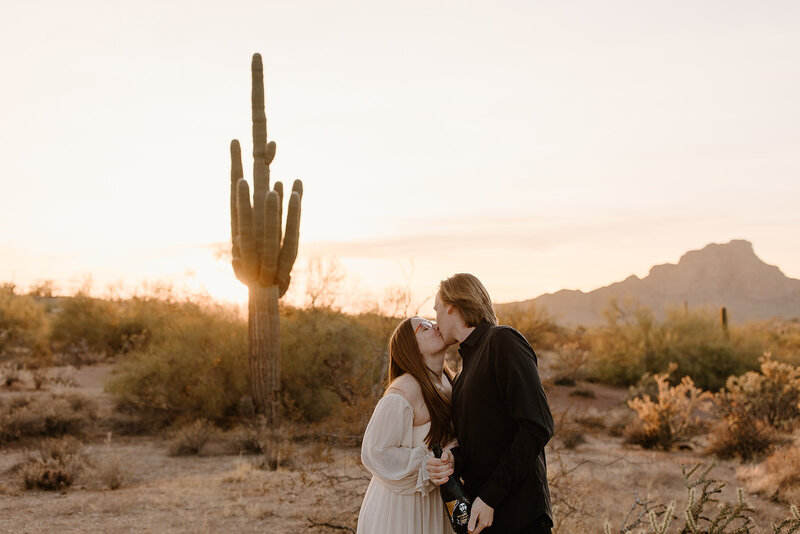 kristen-alex-engagement-session-taylorraephotofilm-146_websize