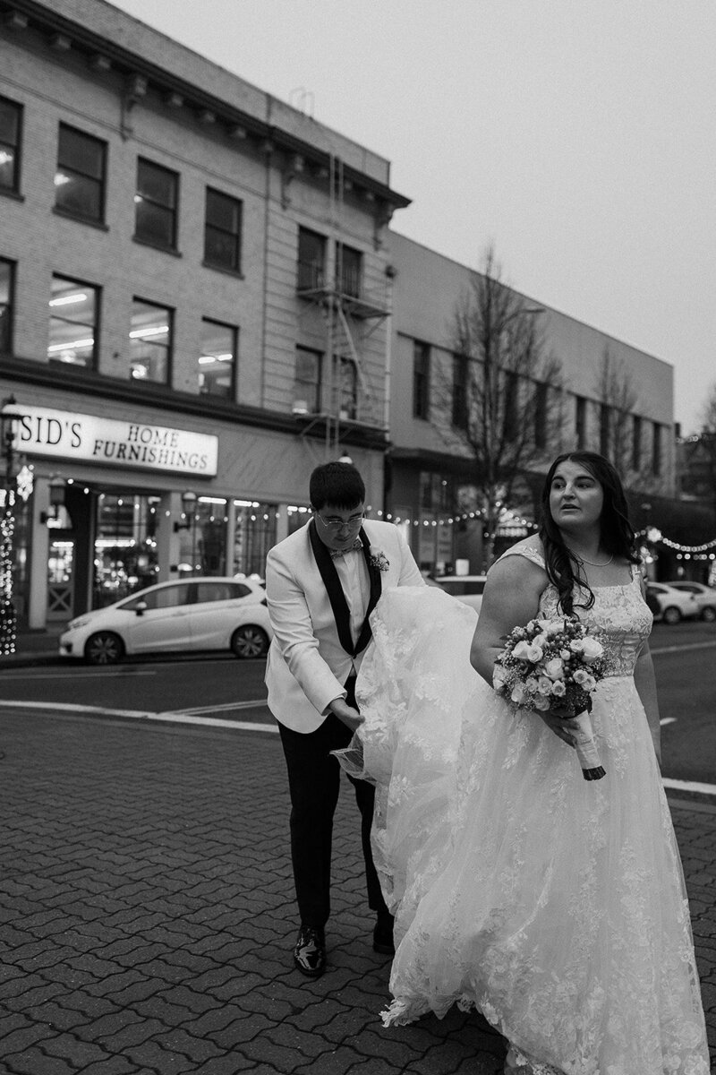 jenna-parker-wedding-preview-taylorraephotofilm-88_websize