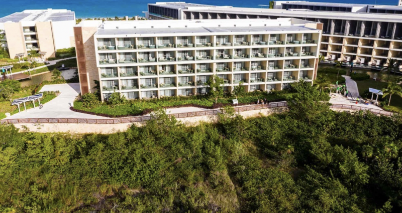 Junior Suite Garden : Lagoon View Building