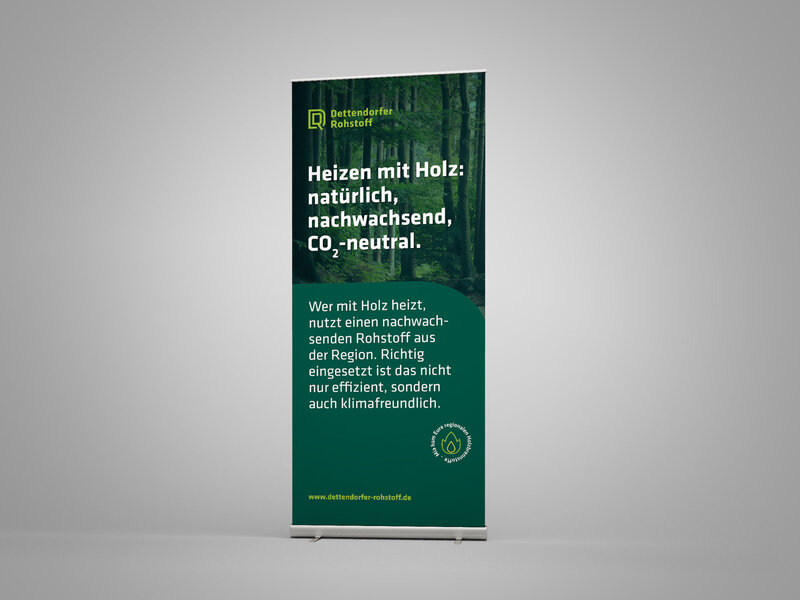 Rollup-Design „Heizen mit Holz“ – nachhaltiges Branding und Kommunikationsdesign von studio bretz.