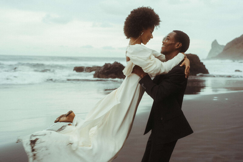 amalfi engagement photos captured by elsie goodman, an italy wedding photographer