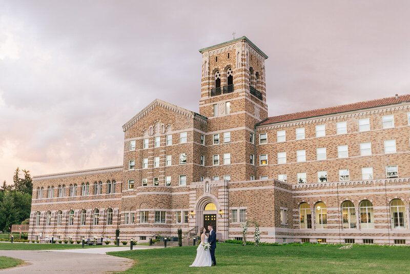 The Lodge at St Edward State Park wedding venue photography by joanna monger