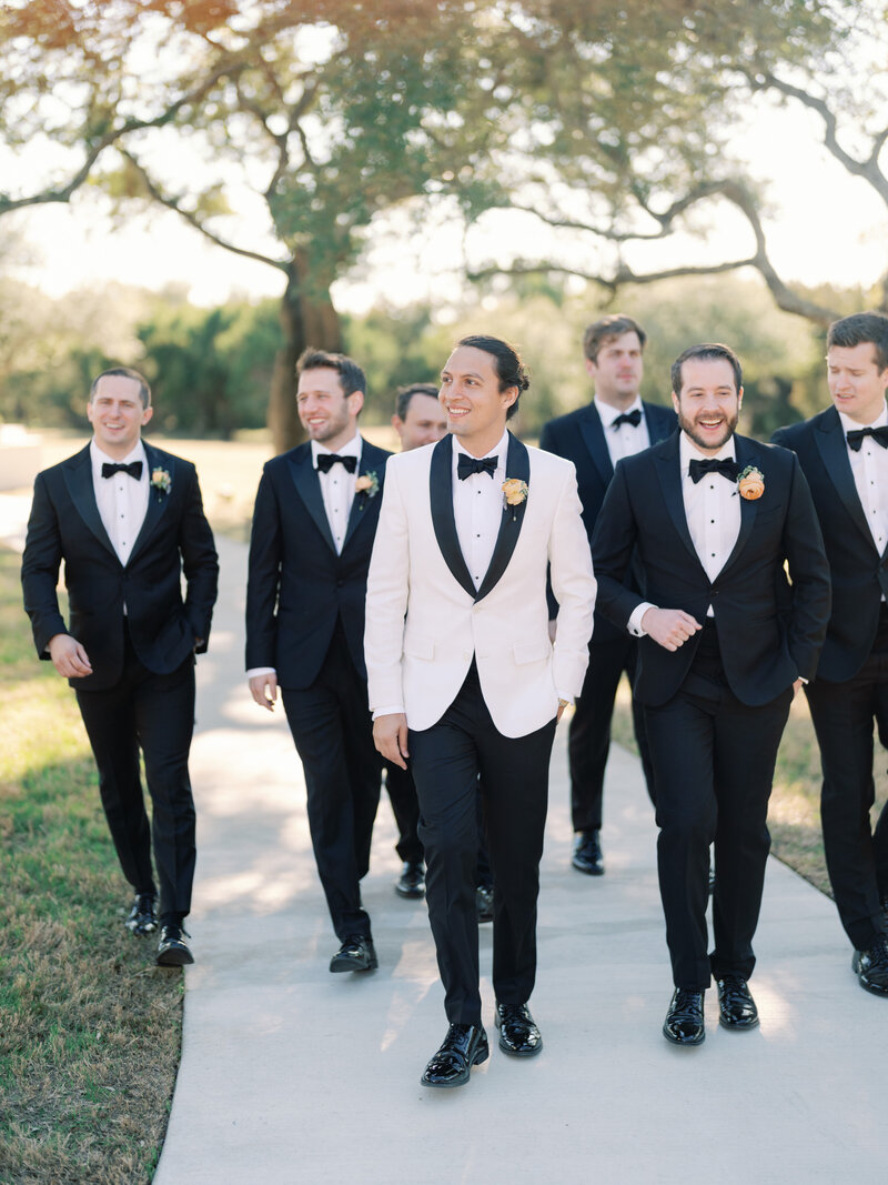 the-arlo-wedding-party-paige-vaughn-photo22