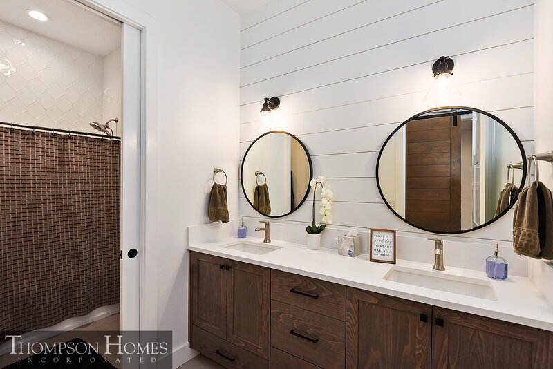 Thompson-Homes-Eastmere-Estate-Star-Idaho-Custom-Home-Builder-25
