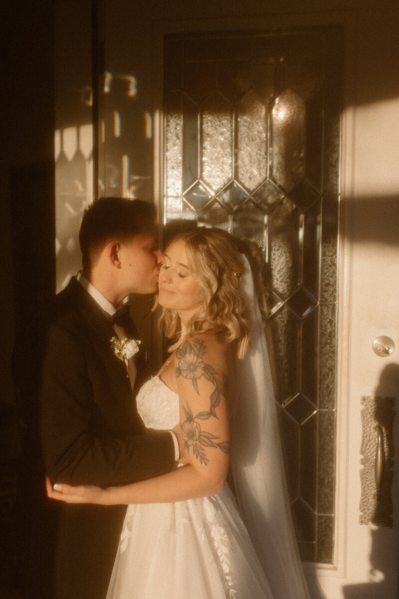 ally-sam-elegant-wedding-taylorraephotofilm-132