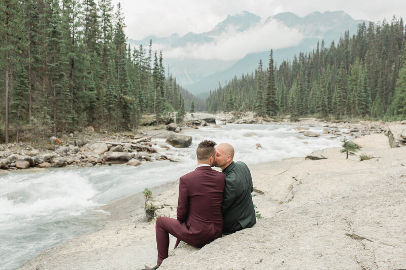 banff-elopement-photographer-39