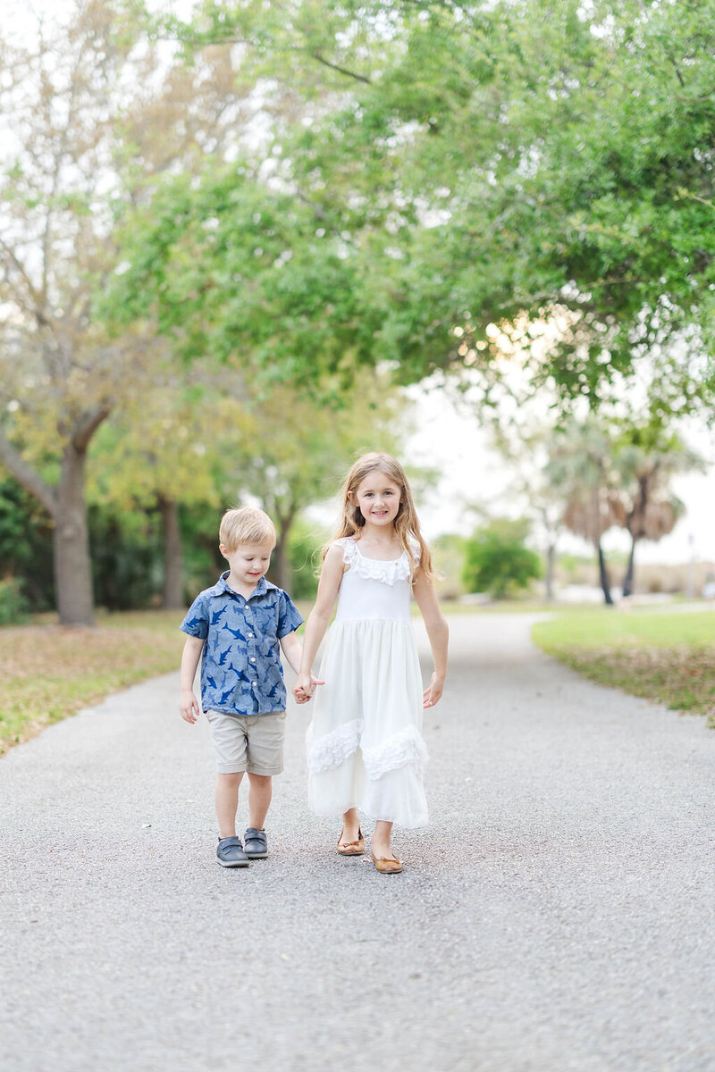 jordan-summer-photography-tampa-wedding-photographer-hannah-family13