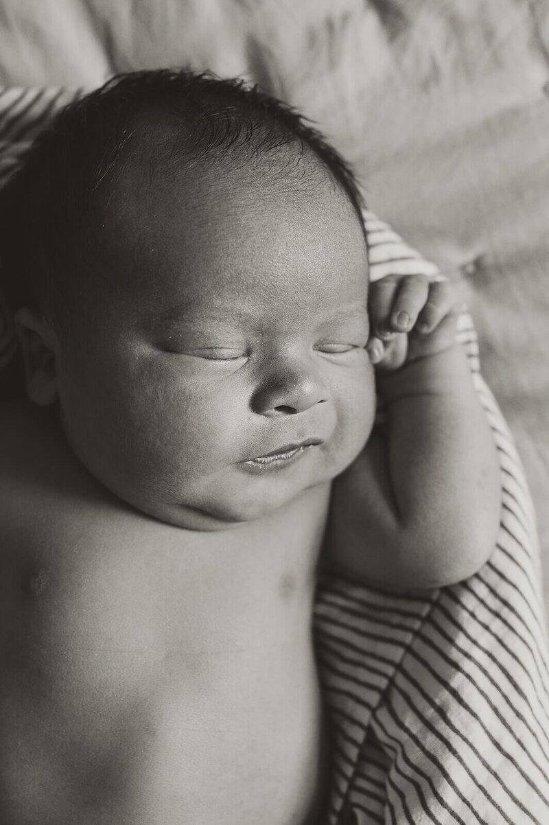 newborn-details-charlotte-nc-lifestyle