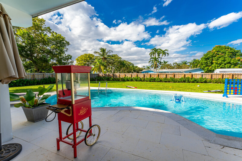 Pool (2)