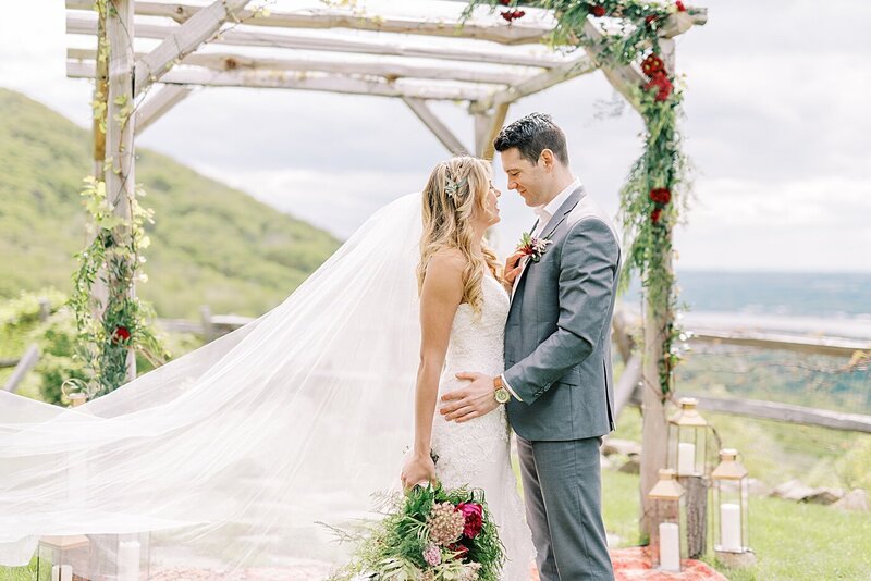 lambs-hill-micro-wedding-elopement-beacon-hudson-valley-32