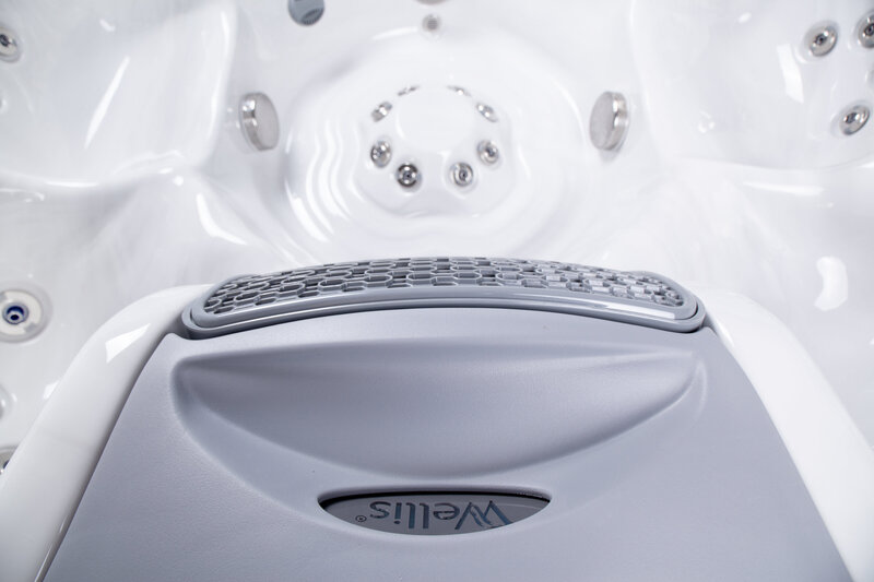 wellis-vienna-hot-tub-hayden-idaho