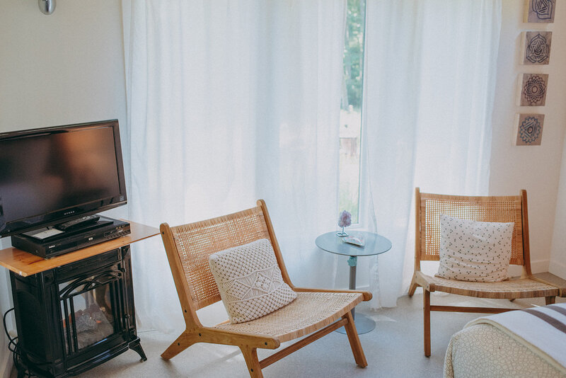 Nectar Yoga Moonstone Cottage Vancouver British Columbia @jennapullenphotography (9)