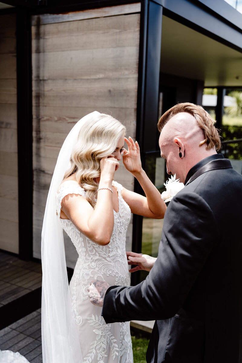 FAA_Sarah_and_Leigh_NZ_Wedding-361
