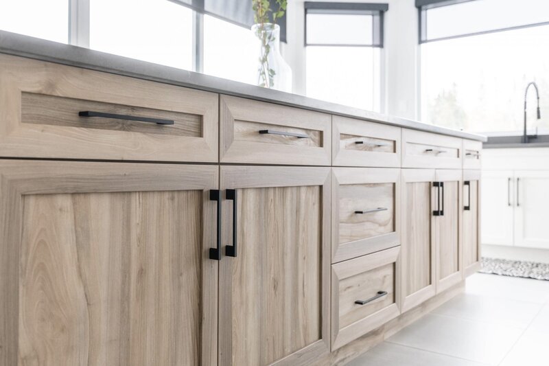 Cabinets | Armoires | Rangement