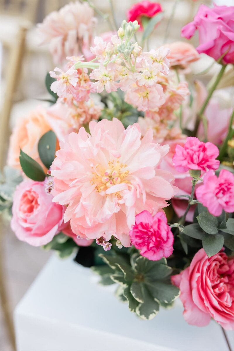 Ceremony site at the country club of Orlando by Orlando wedding photographer