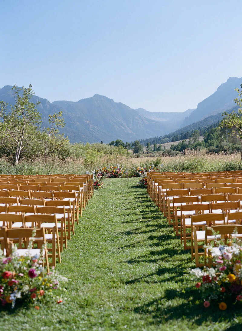ArneyWalker-ceremony-wedding-planner-Montana-8