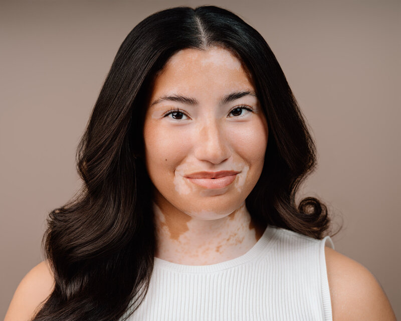 nathalie-00716-4x5_crop