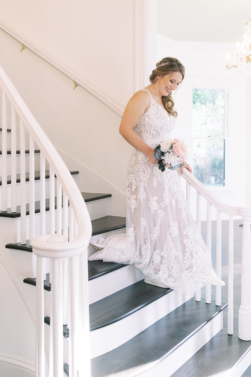 Woodbine-Mansion-Bridal-Session-Holly-Marie-Photography-12