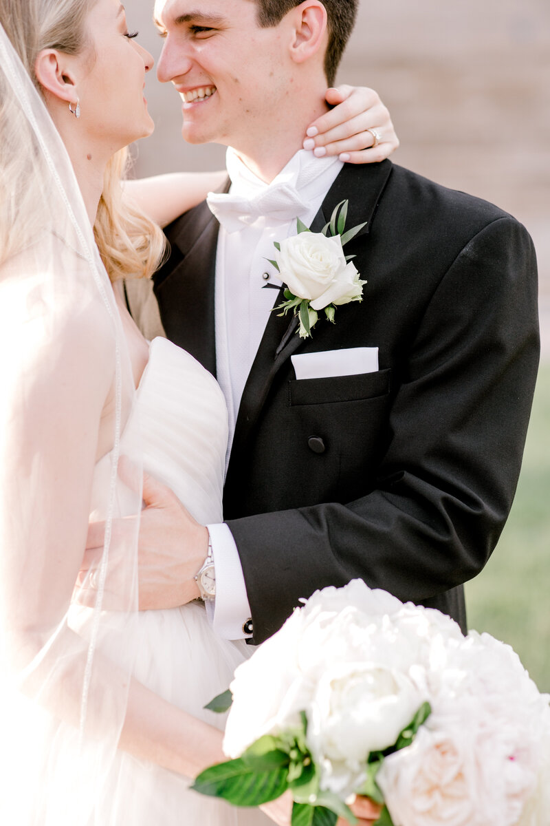 153-2018May26-NelsonAtkinsWedding-JanaMarie-0891