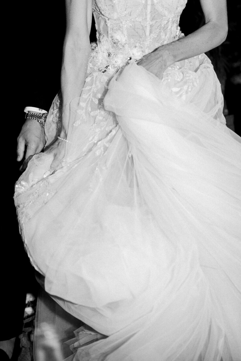 Maïlys Fortune Photography Husband Wife Wedding Weddings Photography France Switzerland Italy Timeless Dreamy Imagery Bilingual French English Destination Weddings Destination Wedding Provence French Riviera Paris Lake Como Tuscany149