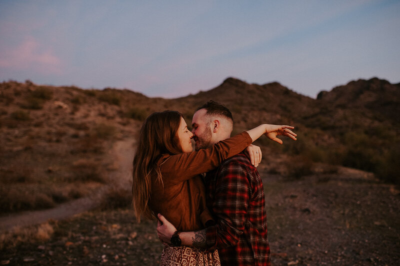 phoenix-arizona-sunset-anniversary-couple-photos-151