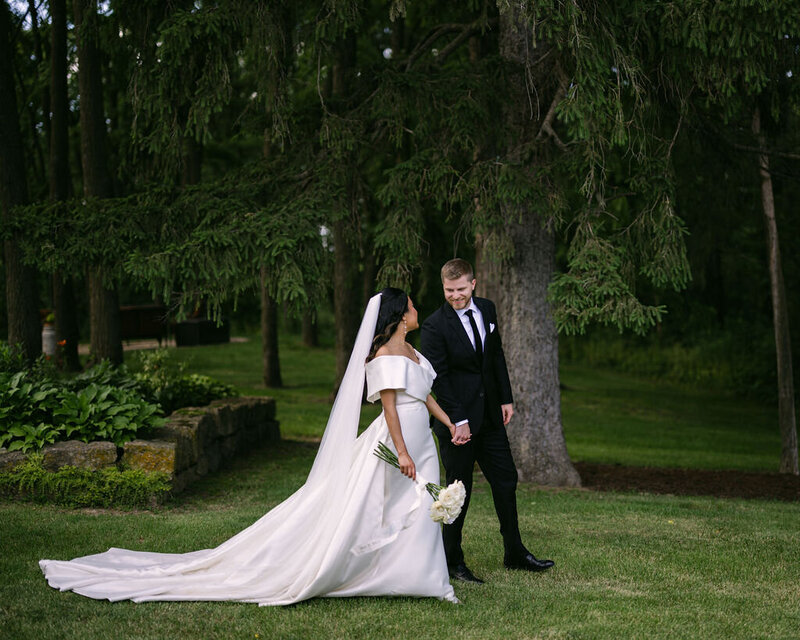 Elegant wedding portrait at Oak Hill Farm near Galena IL