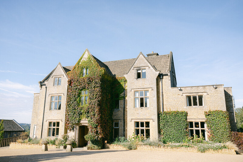 Hyde-House-Wedding-Photographer-Cotswolds-24