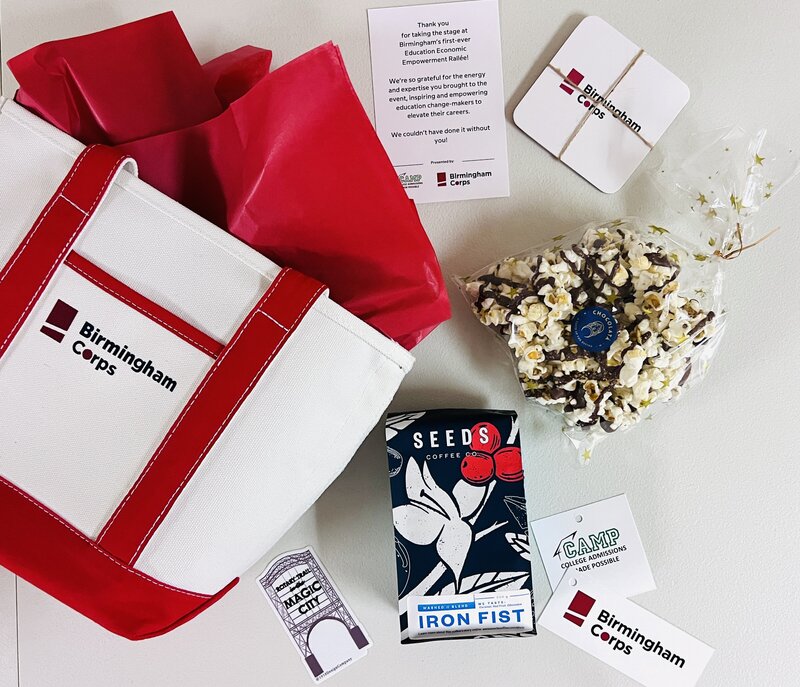 Custom corporate staff retreat gifts, curated gift boxes, new hire gifts, employee appreciation gifts, branded corporate gifts, work from home gifts.