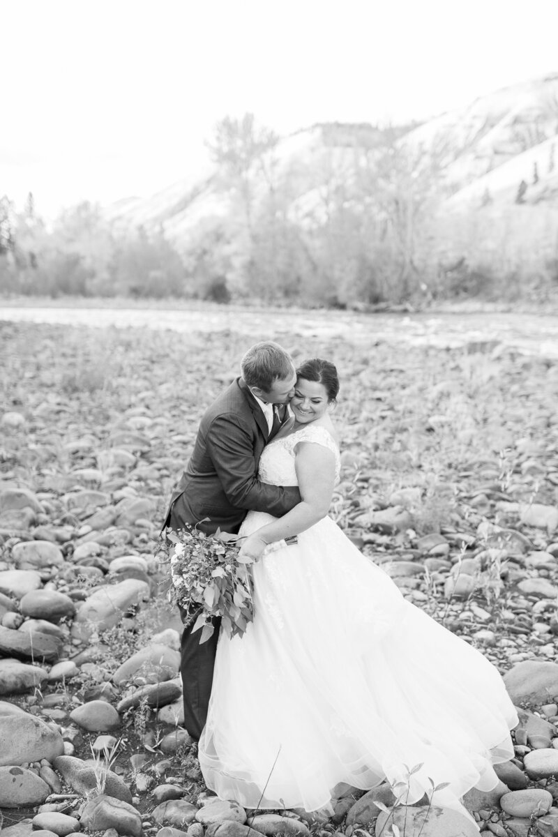 American Homestead Wedding by Spokane Wedding Photographer Taylor Rose Photography-64