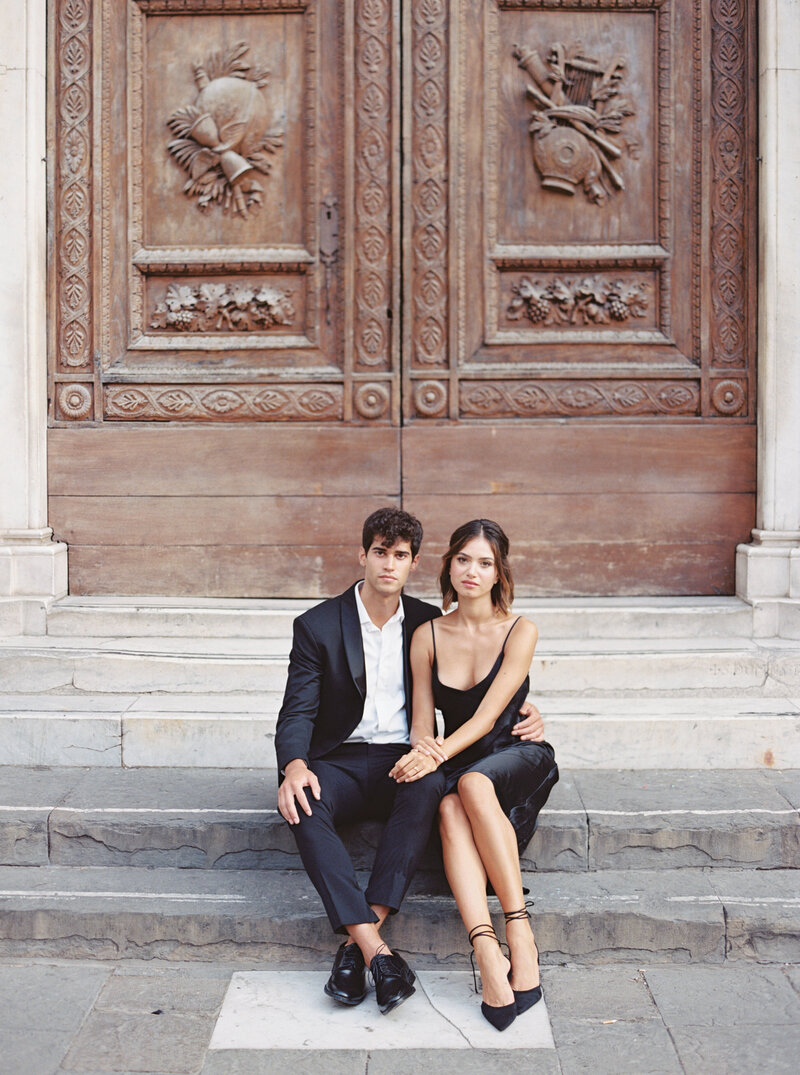 Romantic sunrise engagement session in Florence, Italy