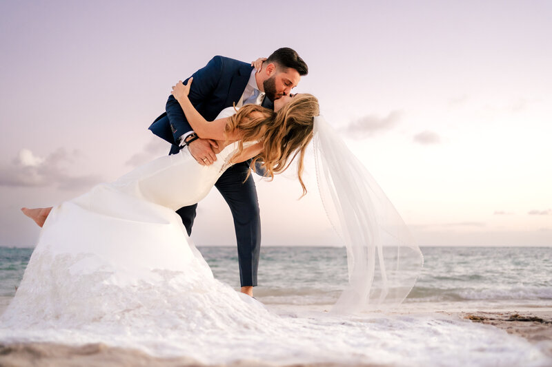 2685 Charlotte_Wedding_Photographers_Secrets_Akumal_Jaime_Jeff