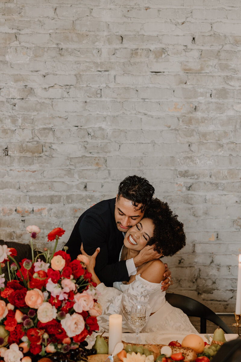 Alabama Wedding Photography that focuses on documentary and editorial photographs while staying true to color.